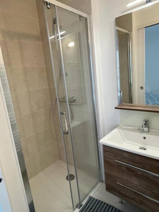 Cocon Neuf - 6 A 8 Pers 3 Chb Proche Plage, Port, Centre Ville サン・ピエール・キブロン エクステリア 写真